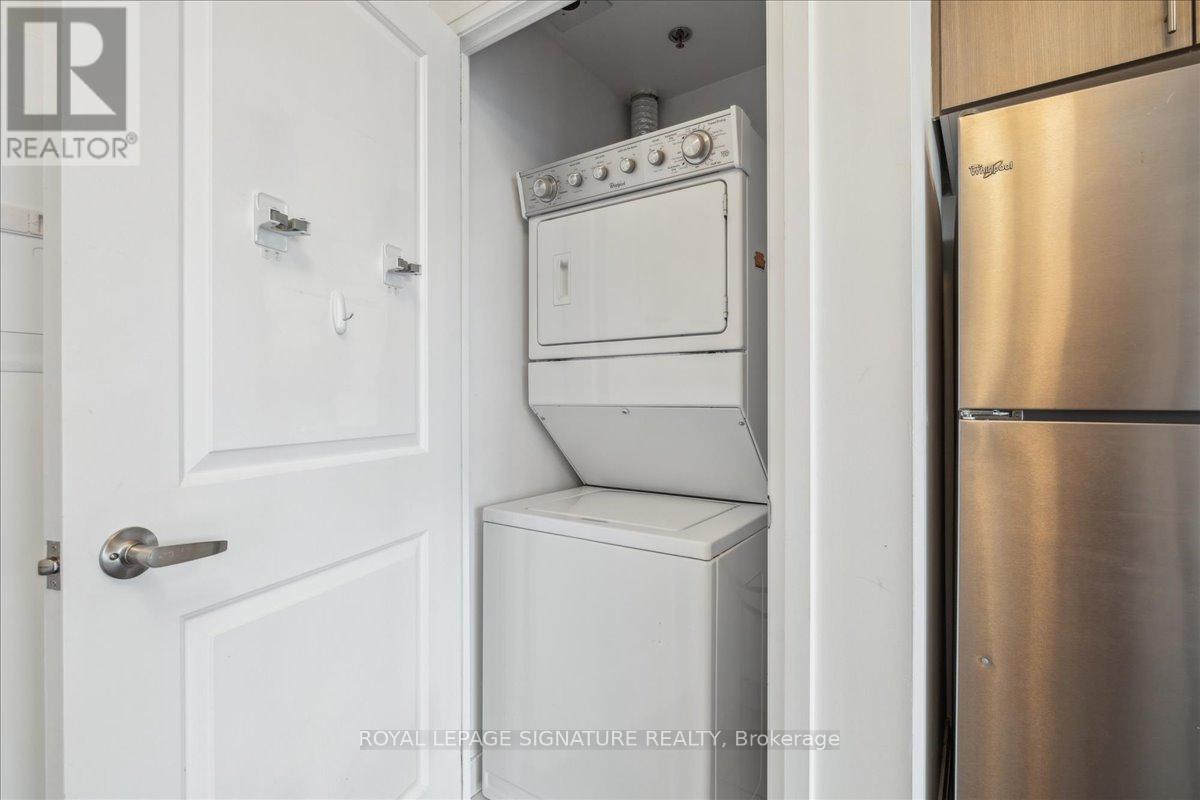 412 - 55 Speers Road, Oakville (Qe Queen Elizabeth), Ontario  L6K 0H9 - Photo 19 - W12210694