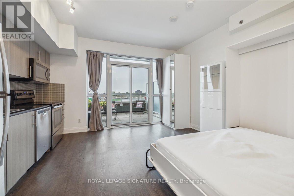 412 - 55 Speers Road, Oakville (Qe Queen Elizabeth), Ontario  L6K 0H9 - Photo 7 - W12210694