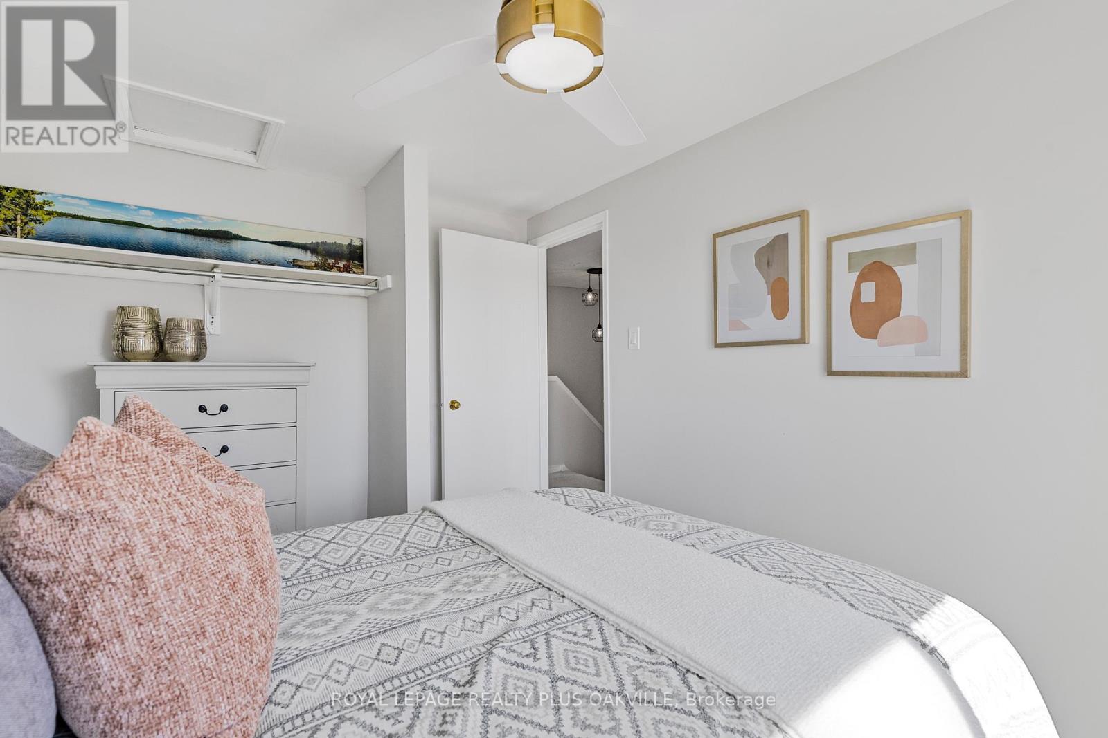 34 - 2272 Mowat Avenue, Oakville (Ro River Oaks), Ontario  L6H 5L8 - Photo 21 - W12210704
