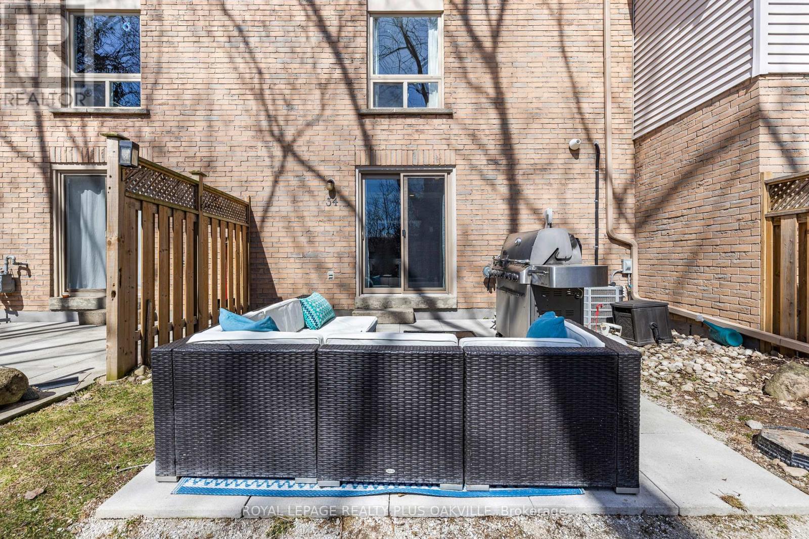 34 - 2272 Mowat Avenue, Oakville (Ro River Oaks), Ontario  L6H 5L8 - Photo 30 - W12210704