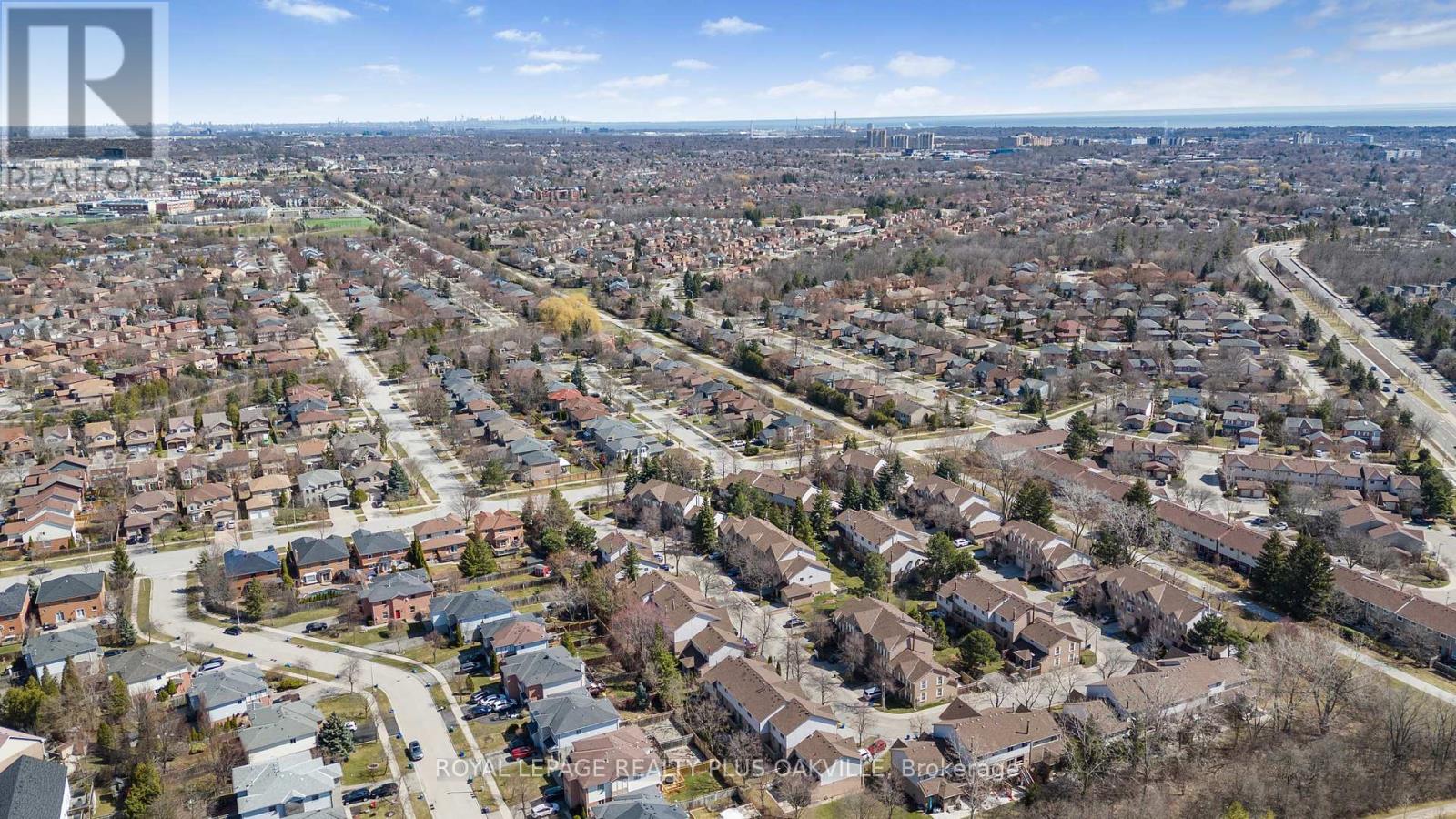 34 - 2272 Mowat Avenue, Oakville (Ro River Oaks), Ontario  L6H 5L8 - Photo 33 - W12210704