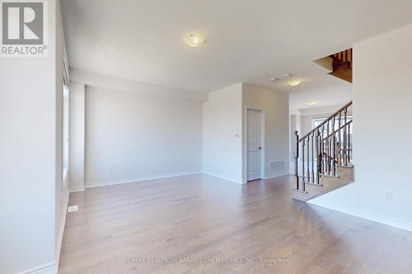12218 Mclaughlin Road, Caledon, Ontario  L7C 4K8 - Photo 5 - W12210705