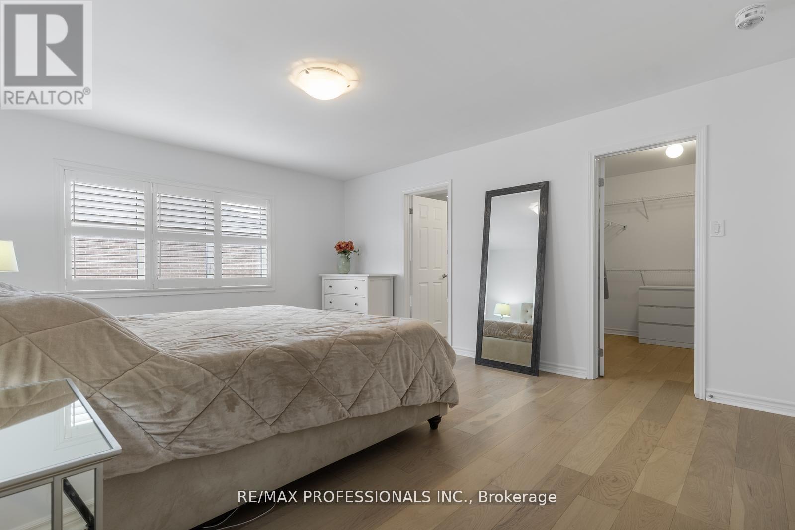400 Clarkson Gate, Milton (Fo Ford), Ontario  L9E 0B8 - Photo 17 - W12210707