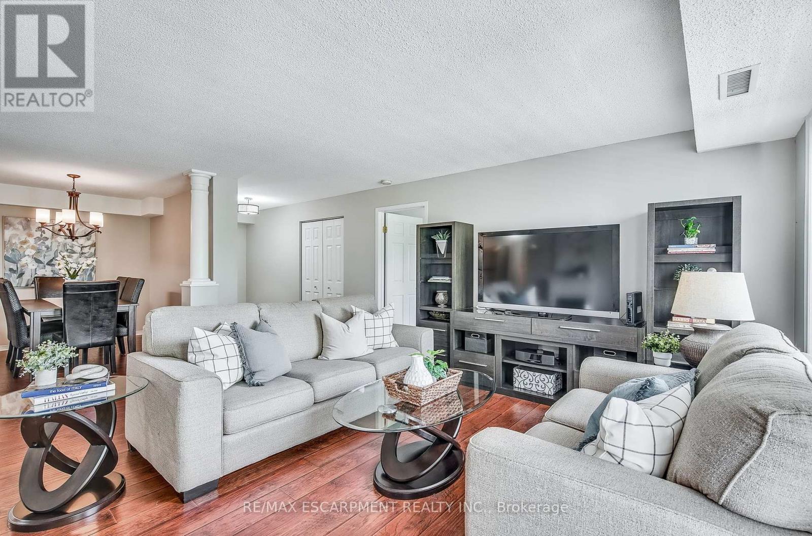 A405 - 216 Plains Road W, Burlington (Bayview), Ontario  L7T 2C3 - Photo 10 - W12210713