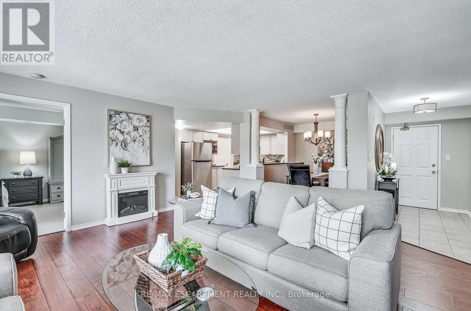 A405 - 216 Plains Road W, Burlington (Bayview), Ontario  L7T 2C3 - Photo 13 - W12210713