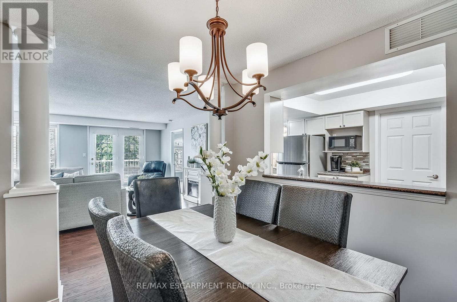 A405 - 216 Plains Road W, Burlington (Bayview), Ontario  L7T 2C3 - Photo 15 - W12210713
