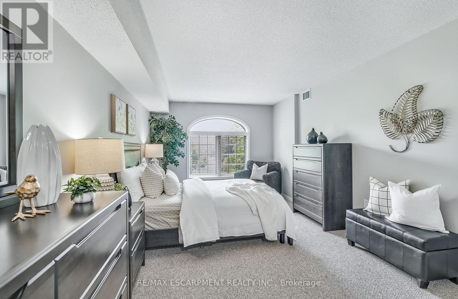 A405 - 216 Plains Road W, Burlington (Bayview), Ontario  L7T 2C3 - Photo 21 - W12210713