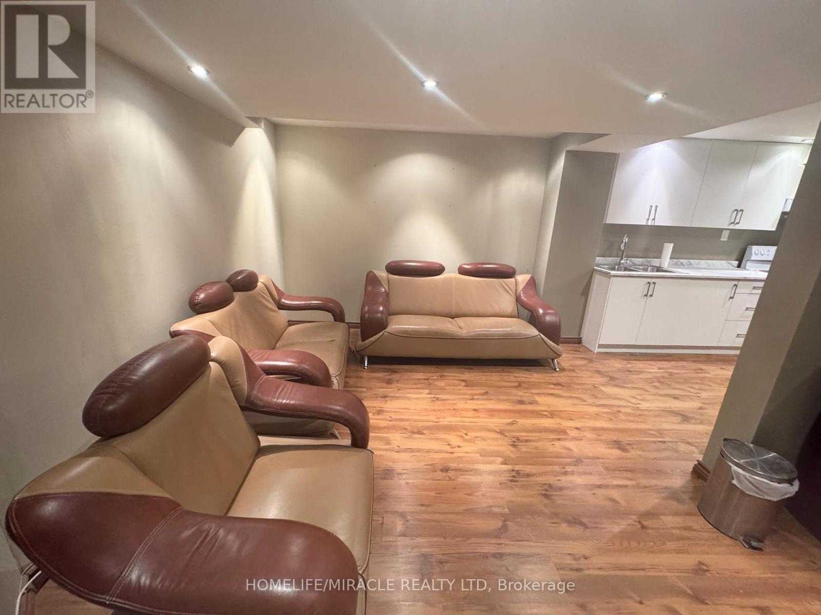 68 Carrie Crescent, Brampton, Ontario  L6Y 4Y6 - Photo 42 - W12210729
