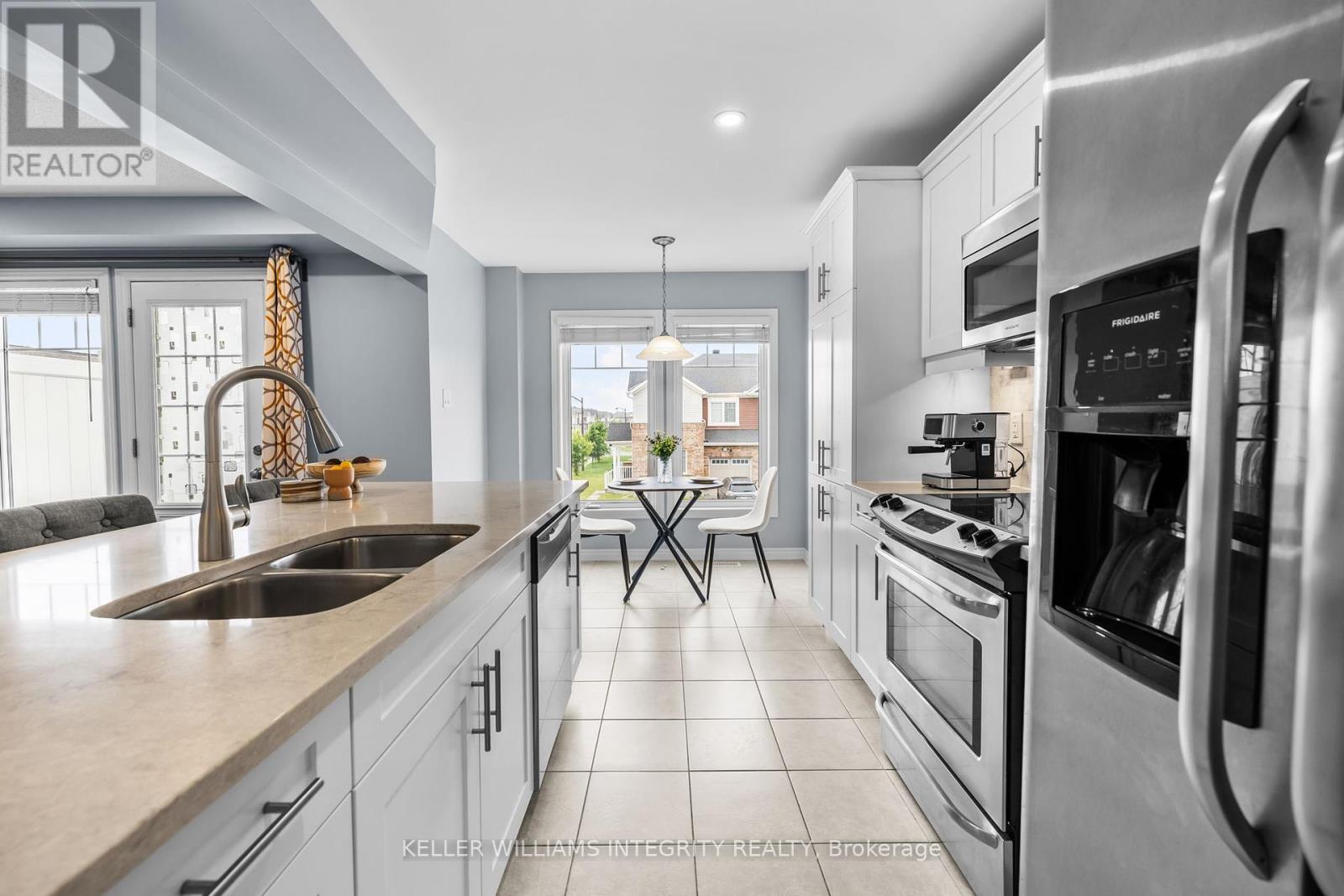321 Sweetfern Crescent, Ottawa, Ontario  K4A 1A5 - Photo 16 - X12210864