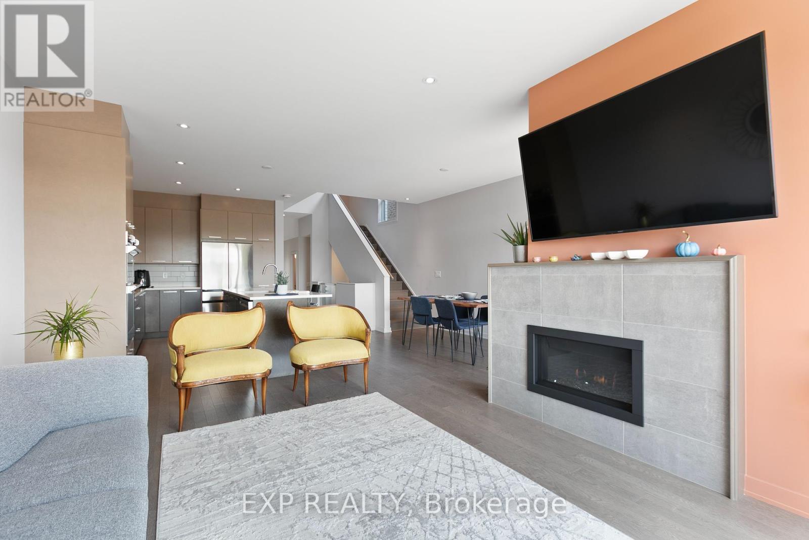 244 Shuttleworth Drive, Ottawa, Ontario  K1T 0T4 - Photo 19 - X12210882
