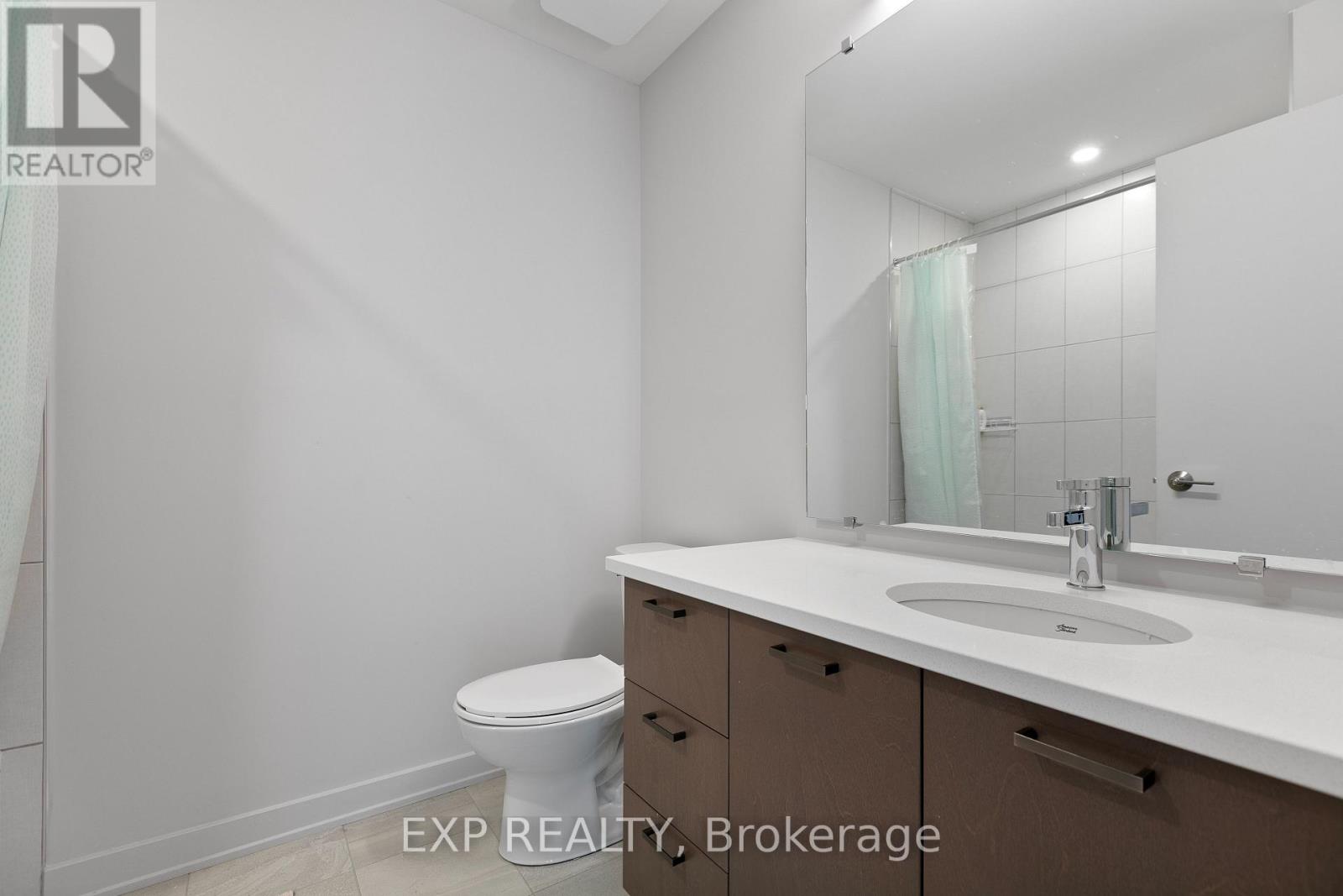 244 Shuttleworth Drive, Ottawa, Ontario  K1T 0T4 - Photo 38 - X12210882