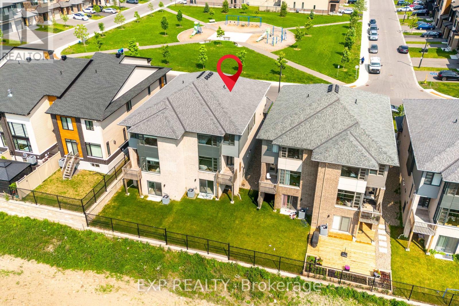 244 Shuttleworth Drive, Ottawa, Ontario  K1T 0T4 - Photo 5 - X12210882