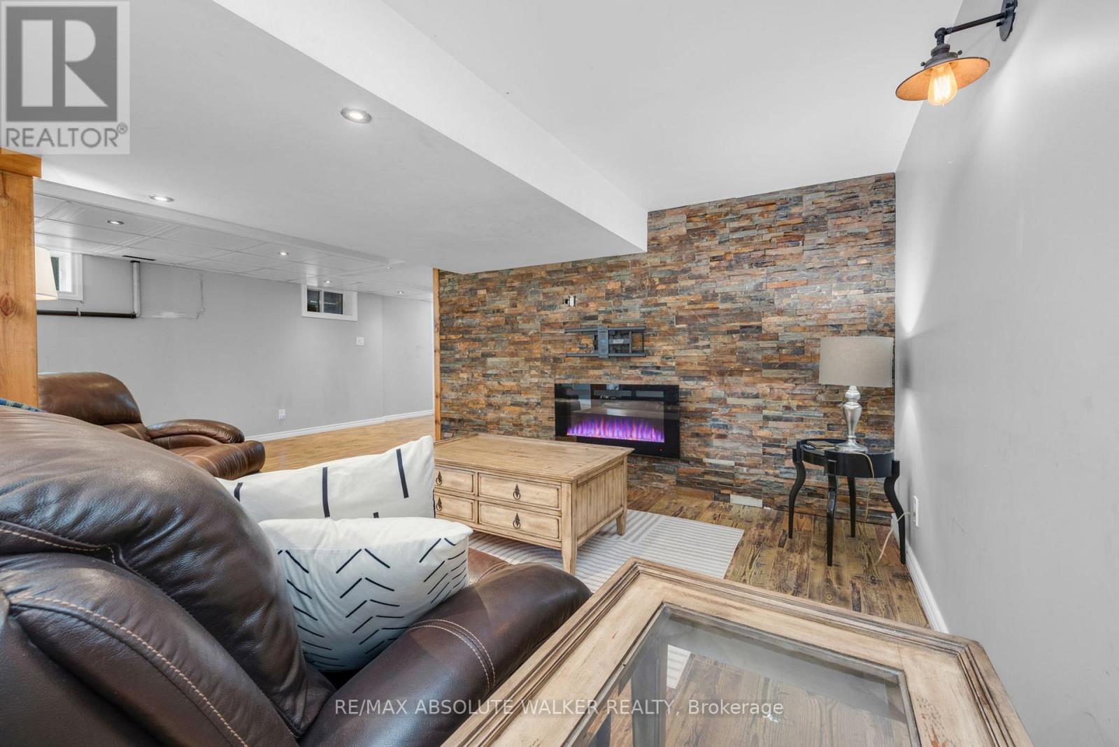 21 Trillium Crescent, Russell, Ontario  K4R 1B1 - Photo 29 - X12210902