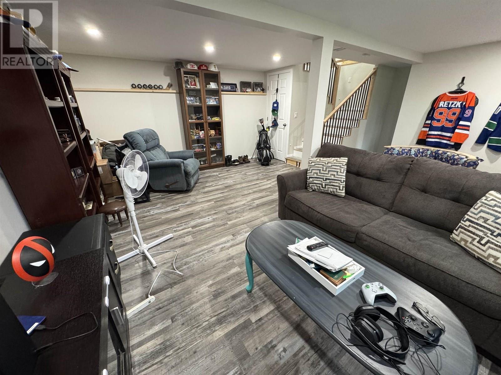 3078 Heinie Place, 150 Mile House, British Columbia  V0K 2G0 - Photo 19 - R3011176