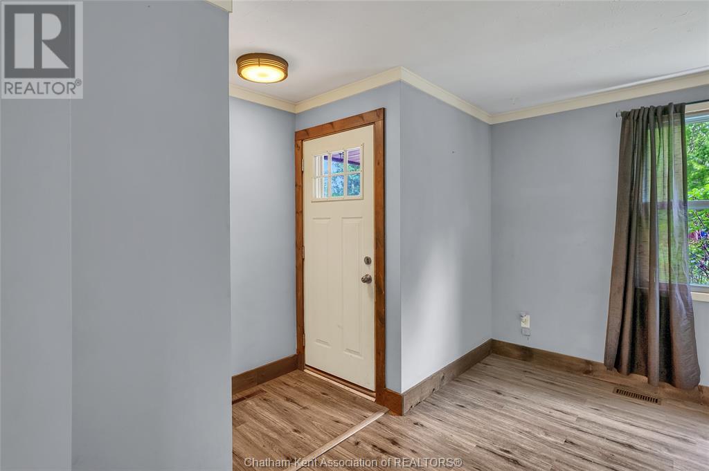 Property at 112 Berry STREET image 3