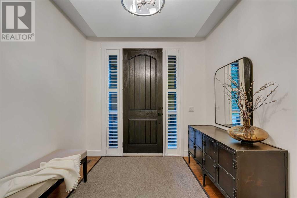 Property at 214 Mahogany Bay SE image 2