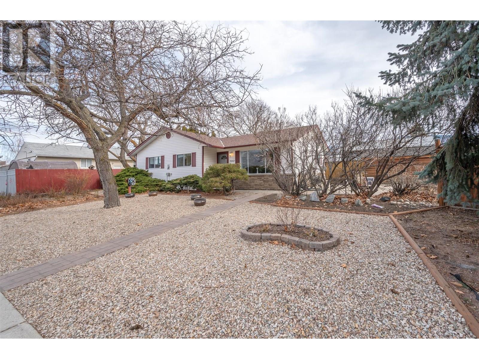 2052 Atkinson Street, Penticton, British Columbia