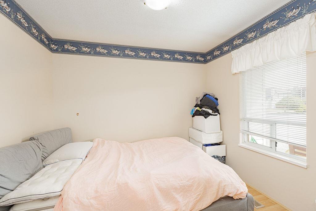 3373 196a Street, Langley, British Columbia  V3A 7X1 - Photo 5 - R3013814