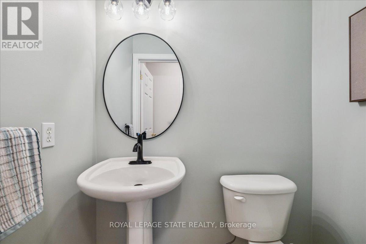 51 Napa Lane, Hamilton (Winona), Ontario  L8E 6B7 - Photo 21 - X12210711
