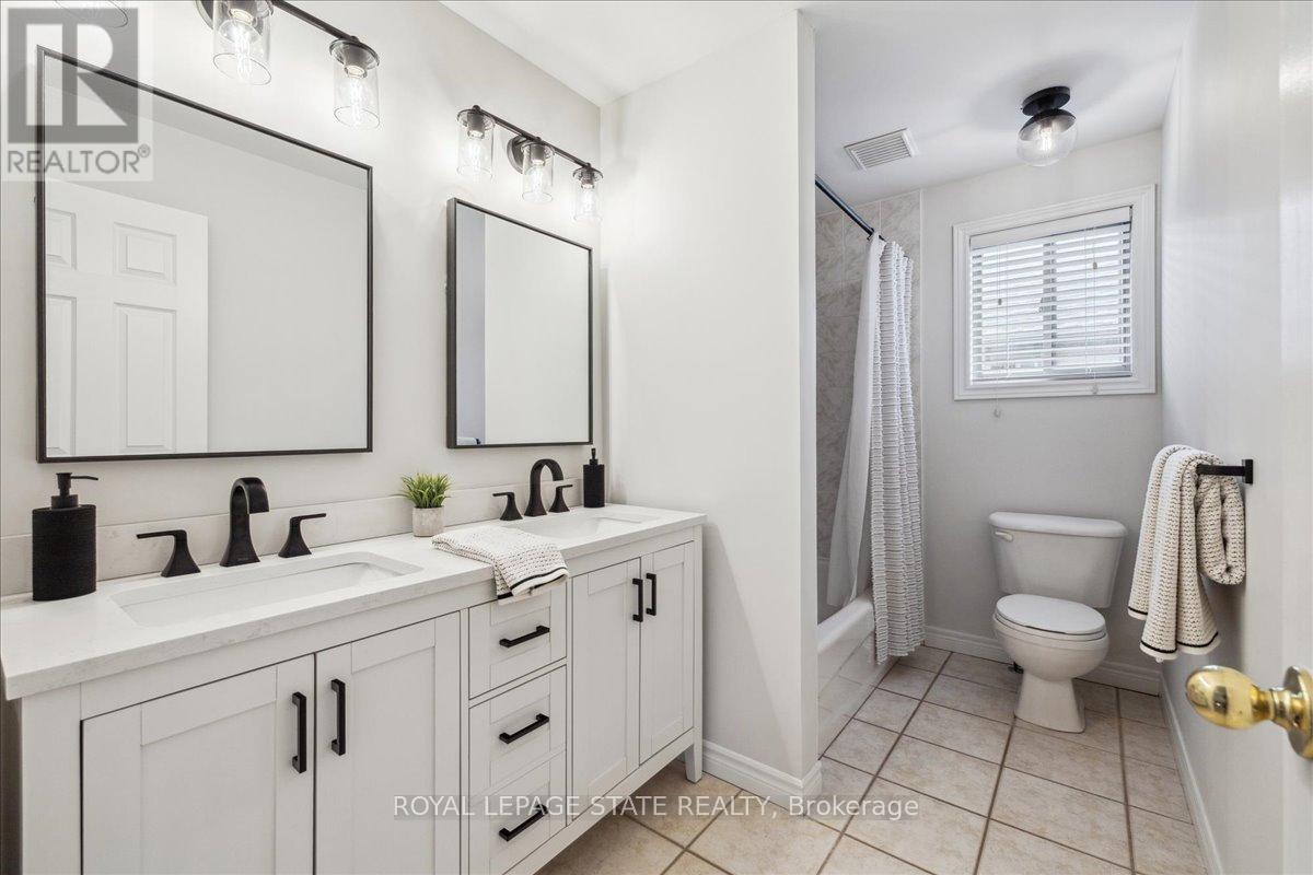 51 Napa Lane, Hamilton (Winona), Ontario  L8E 6B7 - Photo 33 - X12210711