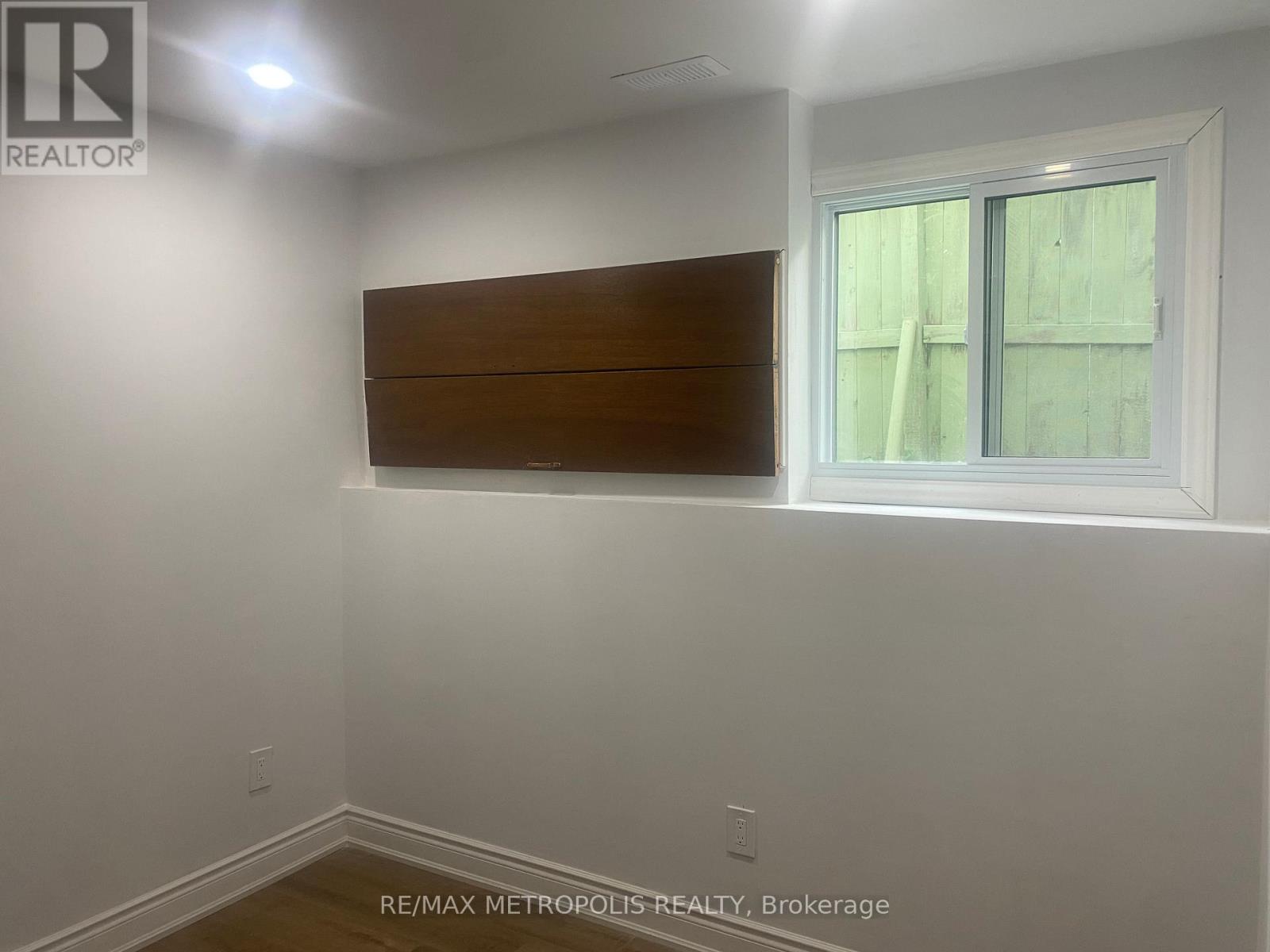 105 Fitch Street, Welland, Ontario  L3C 4V3 - Photo 13 - X12210722