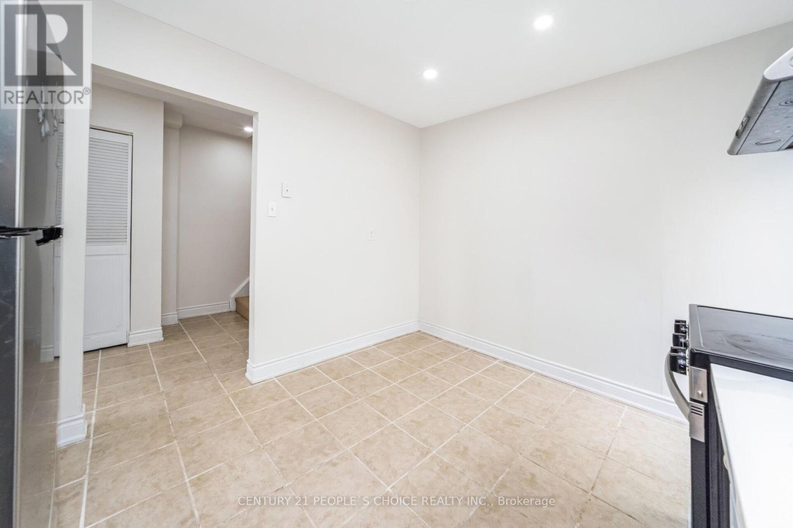 106 Queensdale Crescent, Guelph (Willow West/sugarbush/west Acres), Ontario  N1H 6W3 - Photo 19 - X12210724