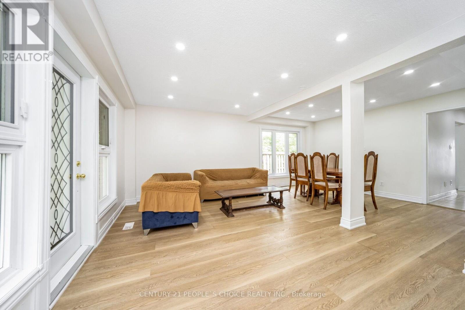 106 Queensdale Crescent, Guelph (Willow West/sugarbush/west Acres), Ontario  N1H 6W3 - Photo 23 - X12210724