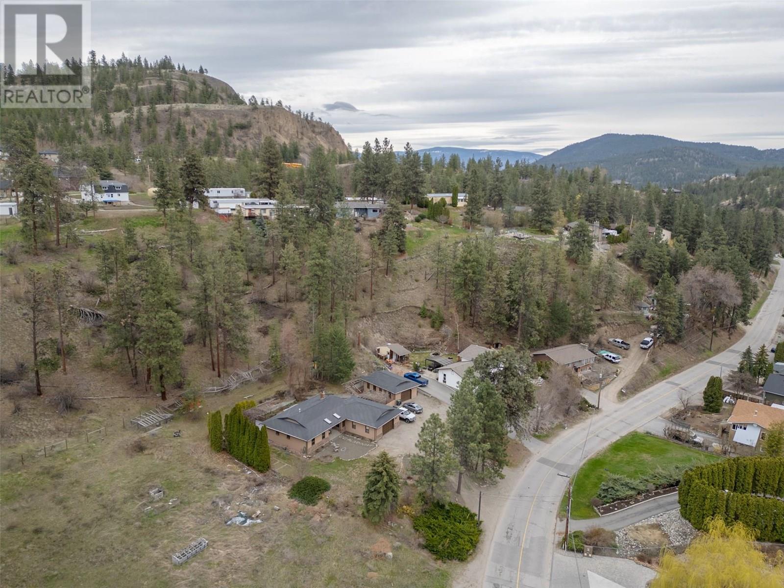 8015 Victoria Road S, Summerland, British Columbia  V0H 1Z2 - Photo 16 - 10343431
