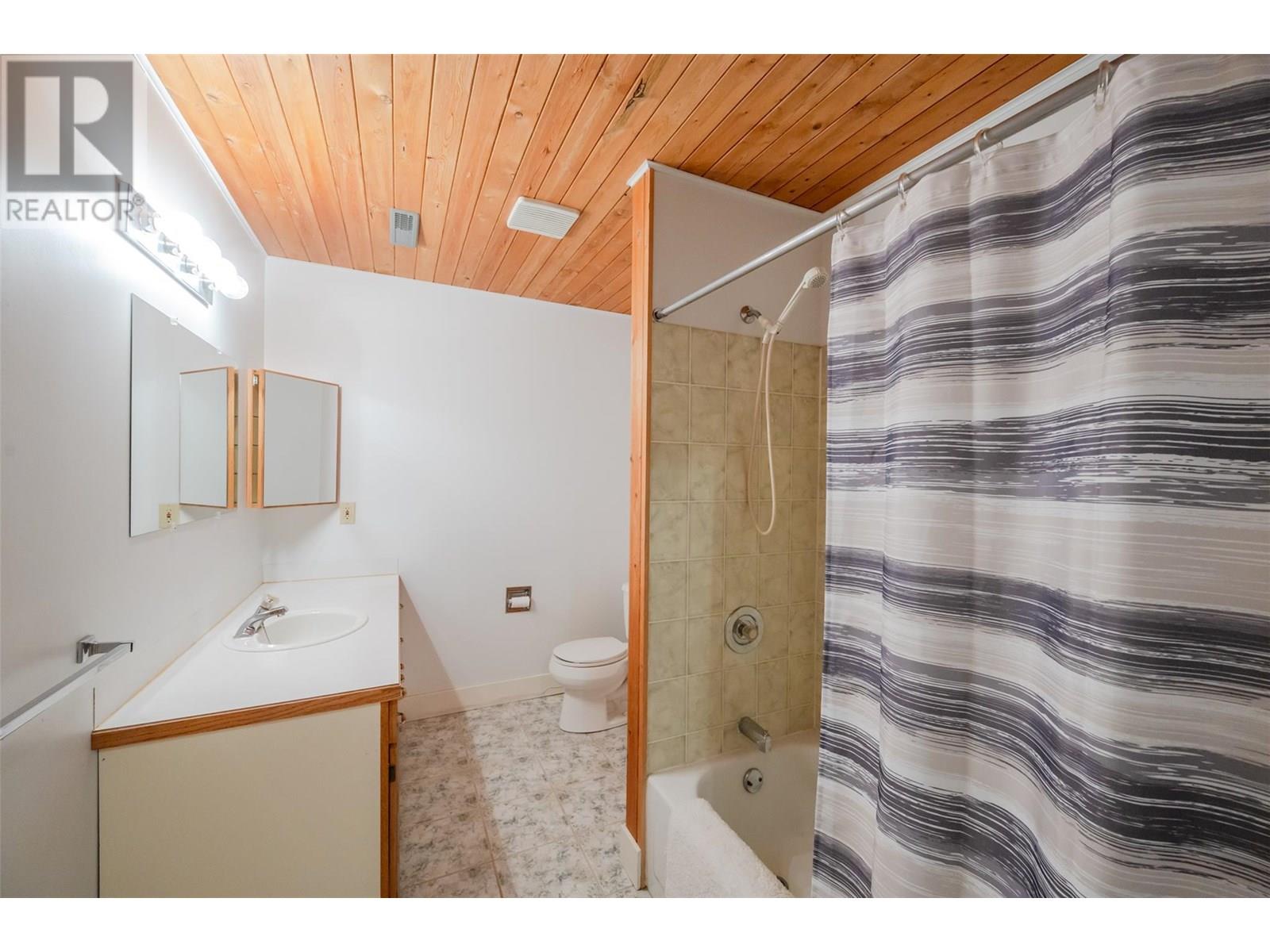 8015 Victoria Road S, Summerland, British Columbia  V0H 1Z2 - Photo 50 - 10343431