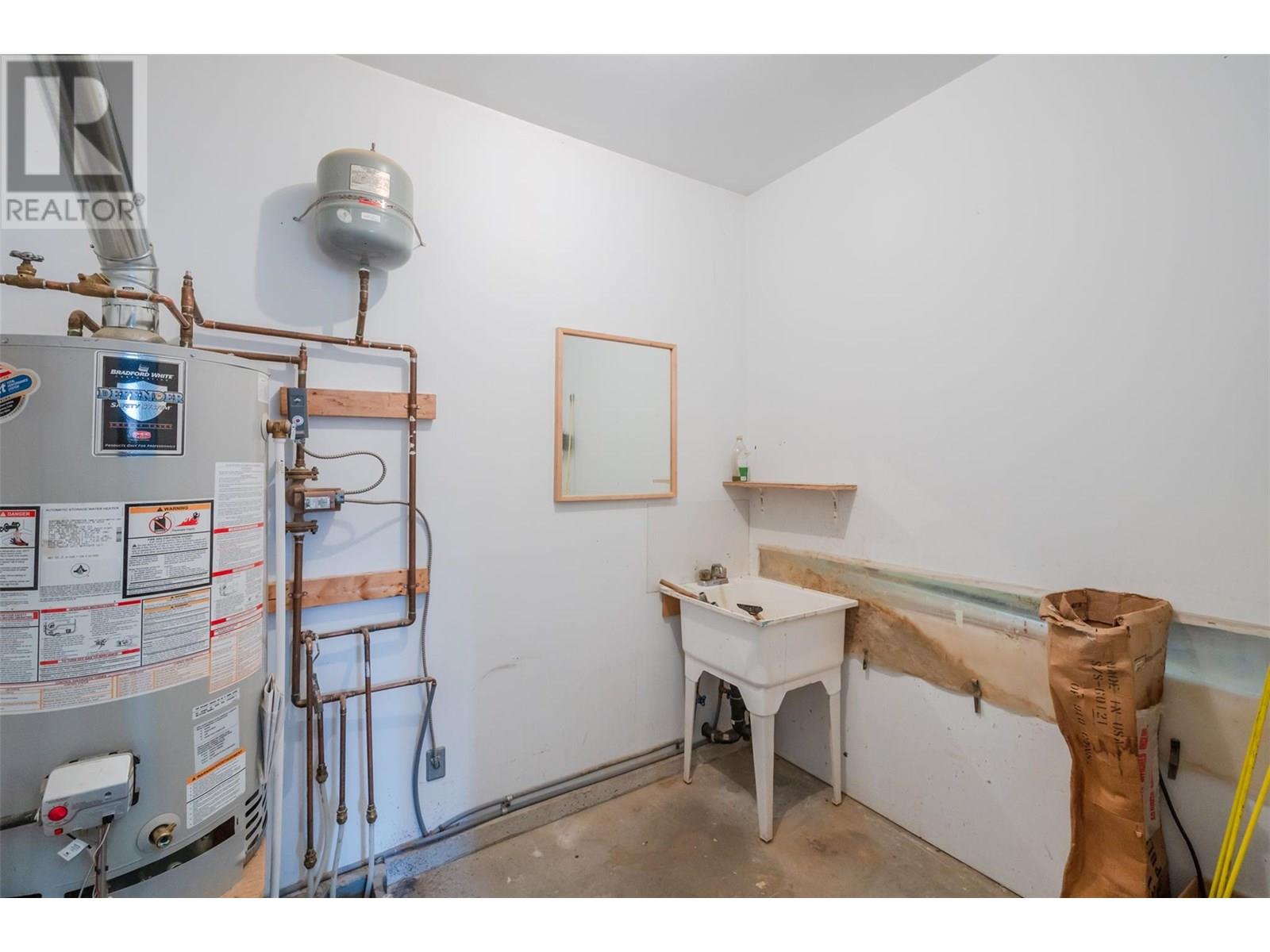 8015 Victoria Road S, Summerland, British Columbia  V0H 1Z2 - Photo 83 - 10343431