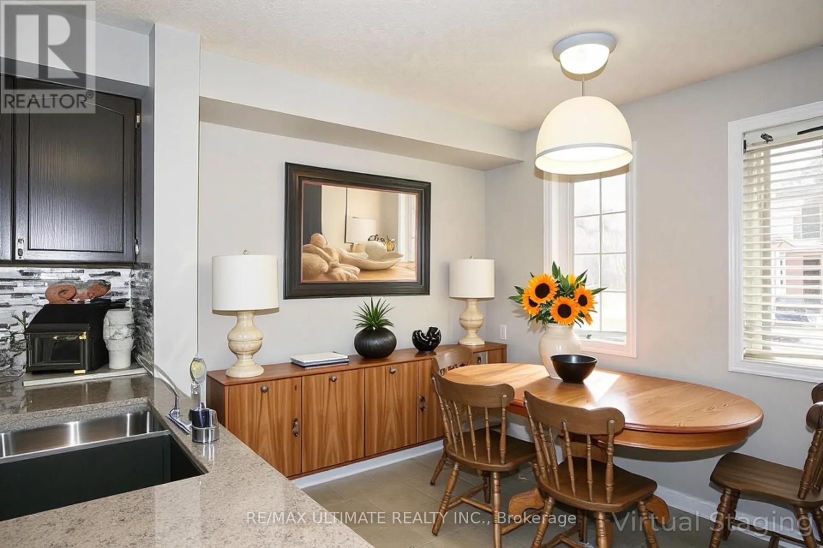 41b - 15 Carere Cres, Guelph (Victoria North), Ontario  N1E 0K4 - Photo 3 - X12153215
