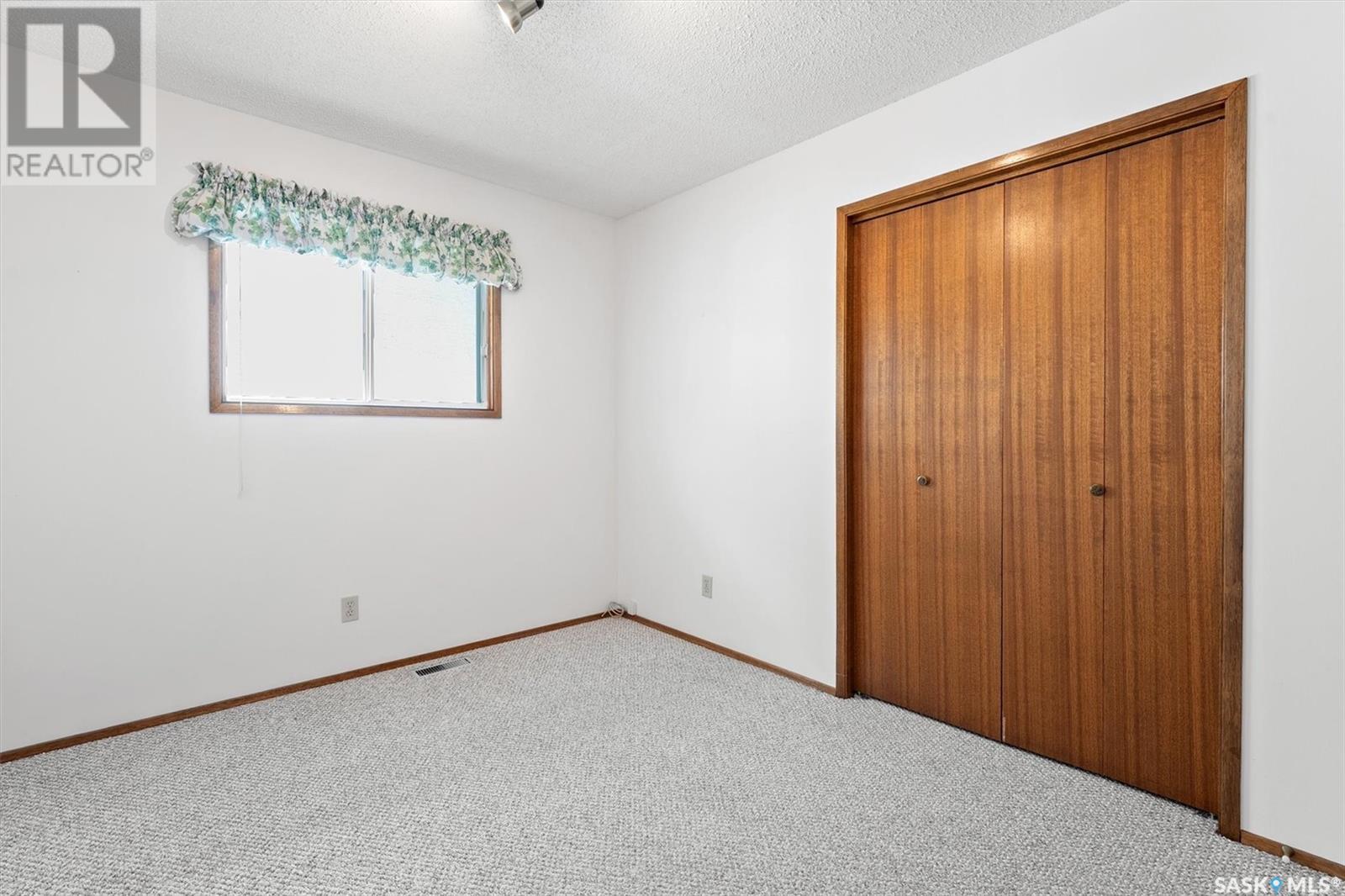 26 4th Avenue N, Martensville, Saskatchewan  S0K 2T0 - Photo 21 - SK009000