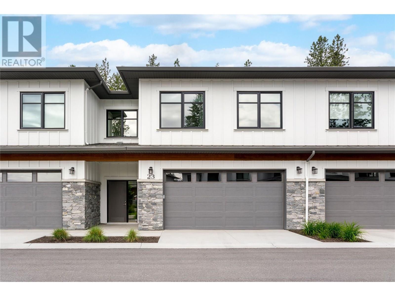 1979 Country Club Drive Unit# 23, Kelowna, British Columbia