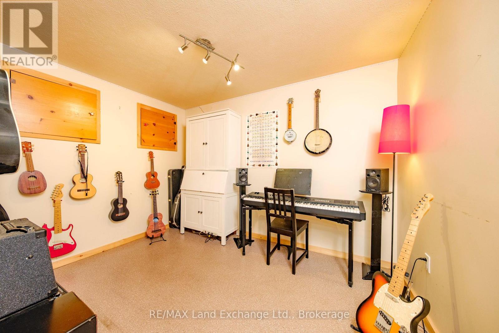 511 Havelock Street, Huron-Kinloss, Ontario  N0G 2H0 - Photo 39 - X12208194