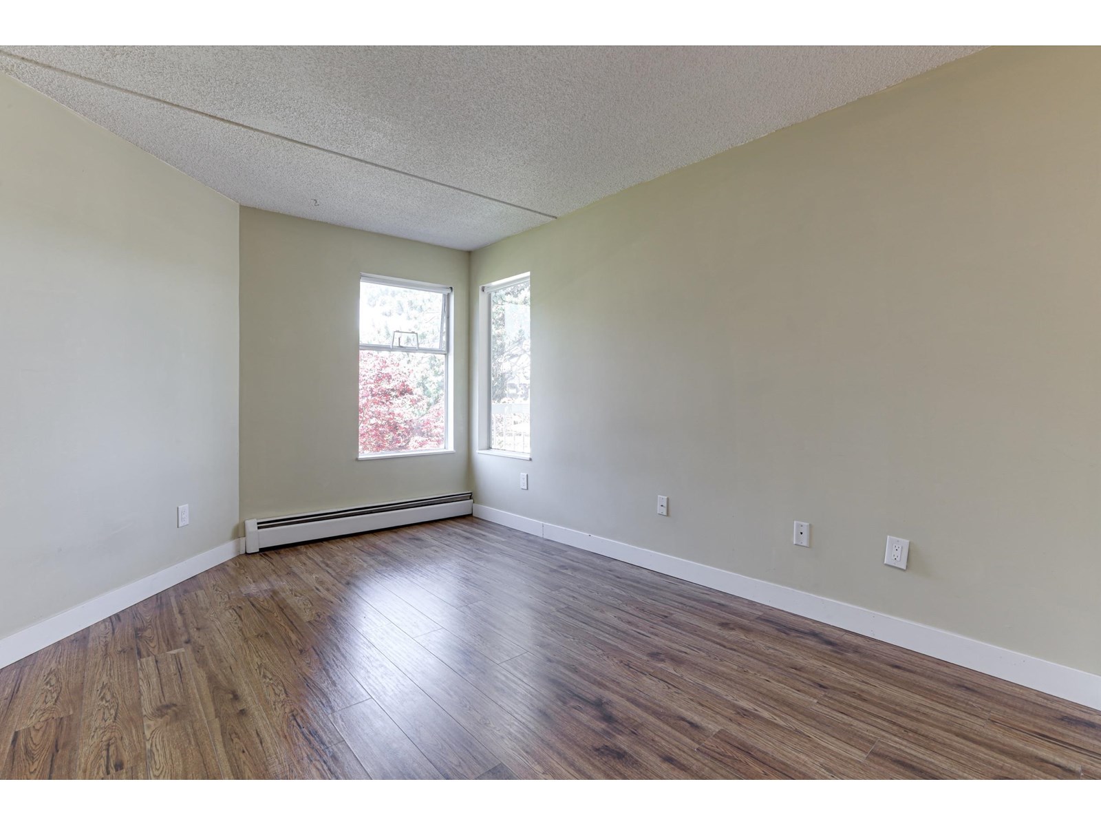 212 1860 E Southmere Crescent, Surrey, British Columbia  V4A 6Y7 - Photo 19 - R3013795
