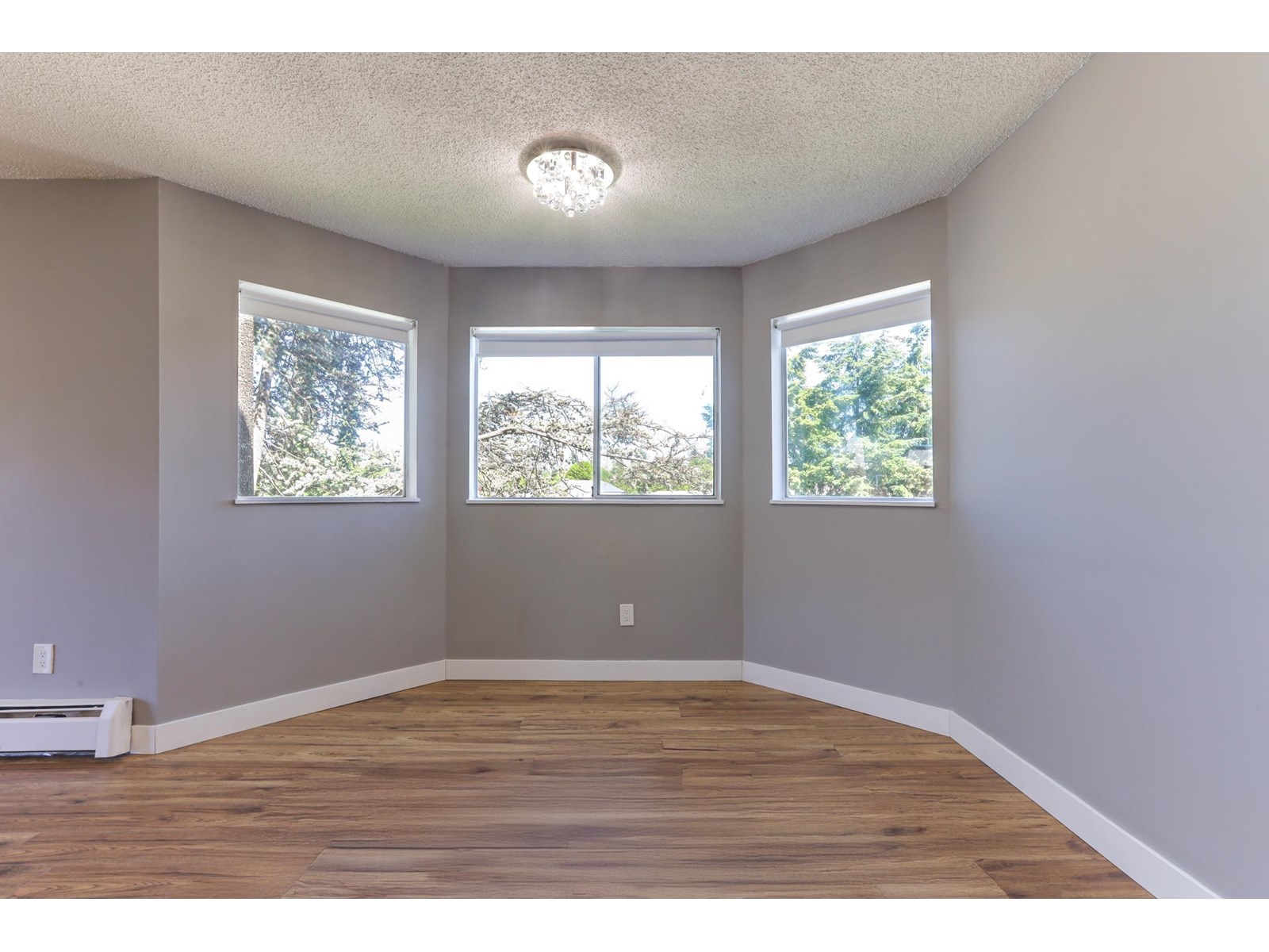 212 1860 E Southmere Crescent, Surrey, British Columbia  V4A 6Y7 - Photo 10 - R3013795