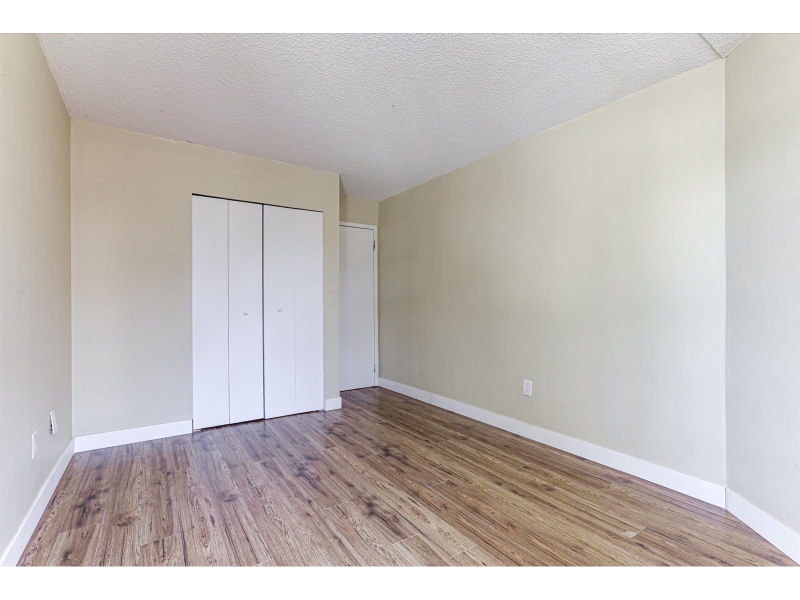 212 1860 E Southmere Crescent, Surrey, British Columbia  V4A 6Y7 - Photo 20 - R3013795
