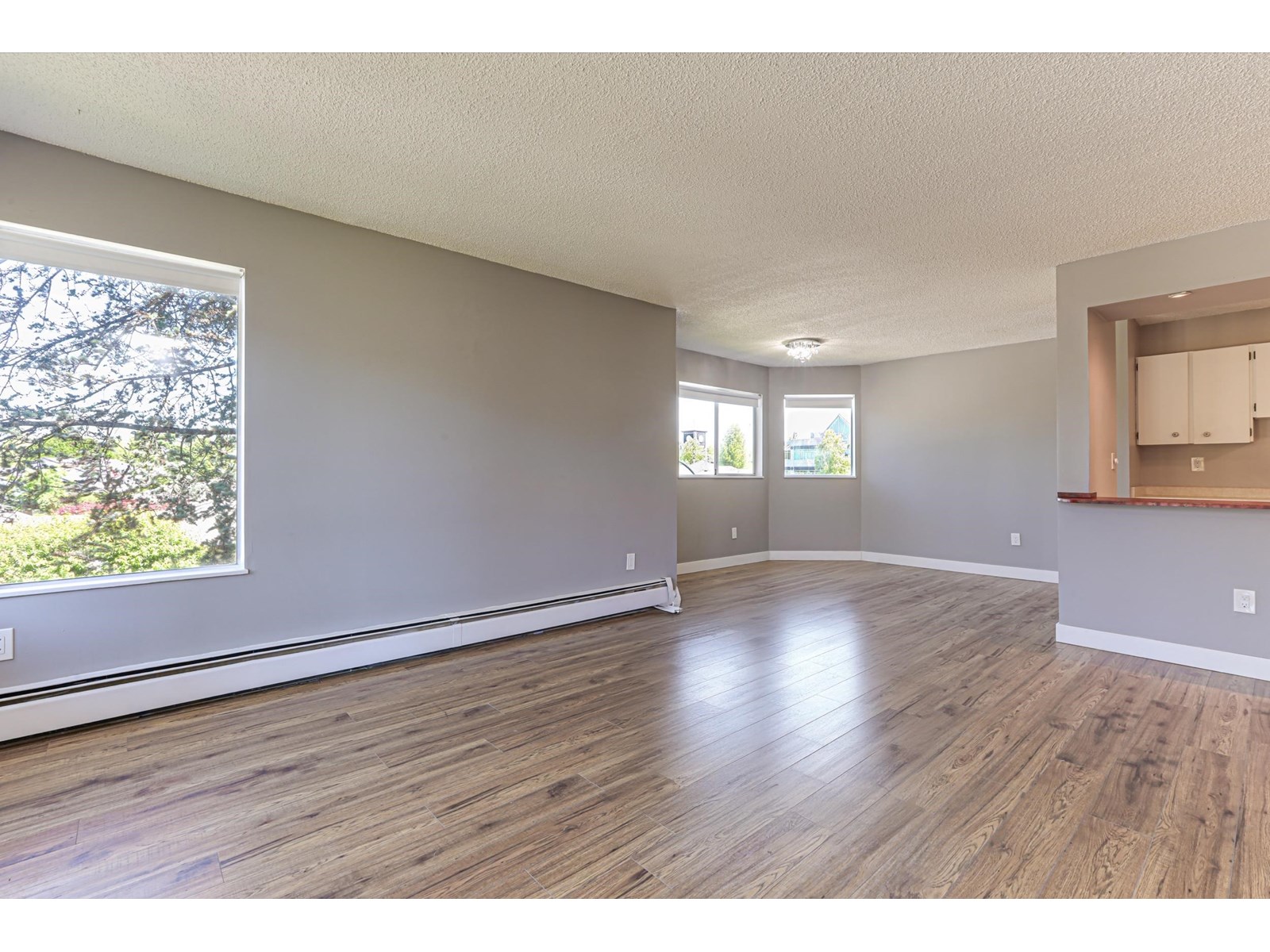 212 1860 E Southmere Crescent, Surrey, British Columbia  V4A 6Y7 - Photo 9 - R3013795