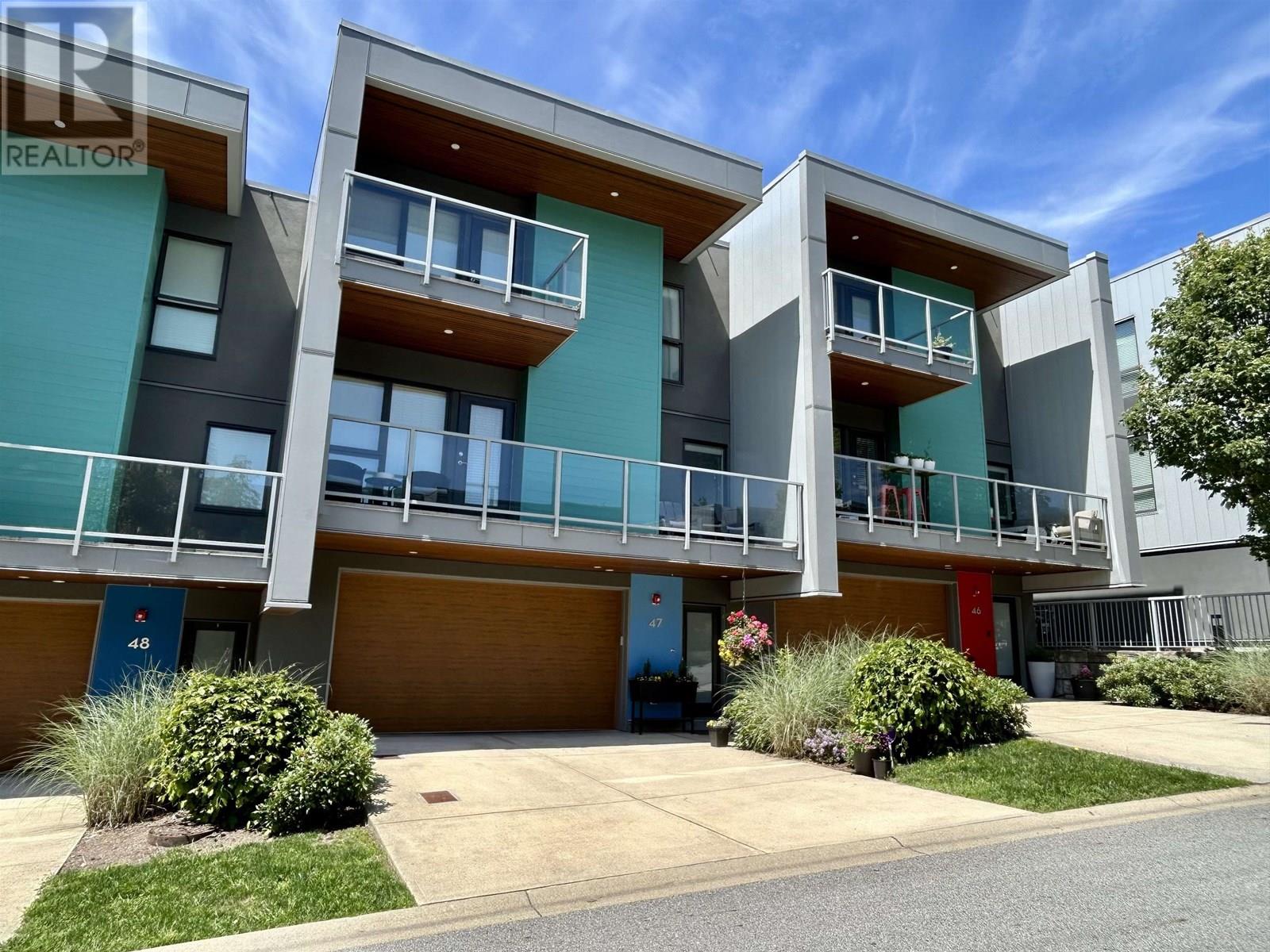 47 3596 Salal Drive, North Vancouver, British Columbia  V7G 0A9 - Photo 2 - R2981701