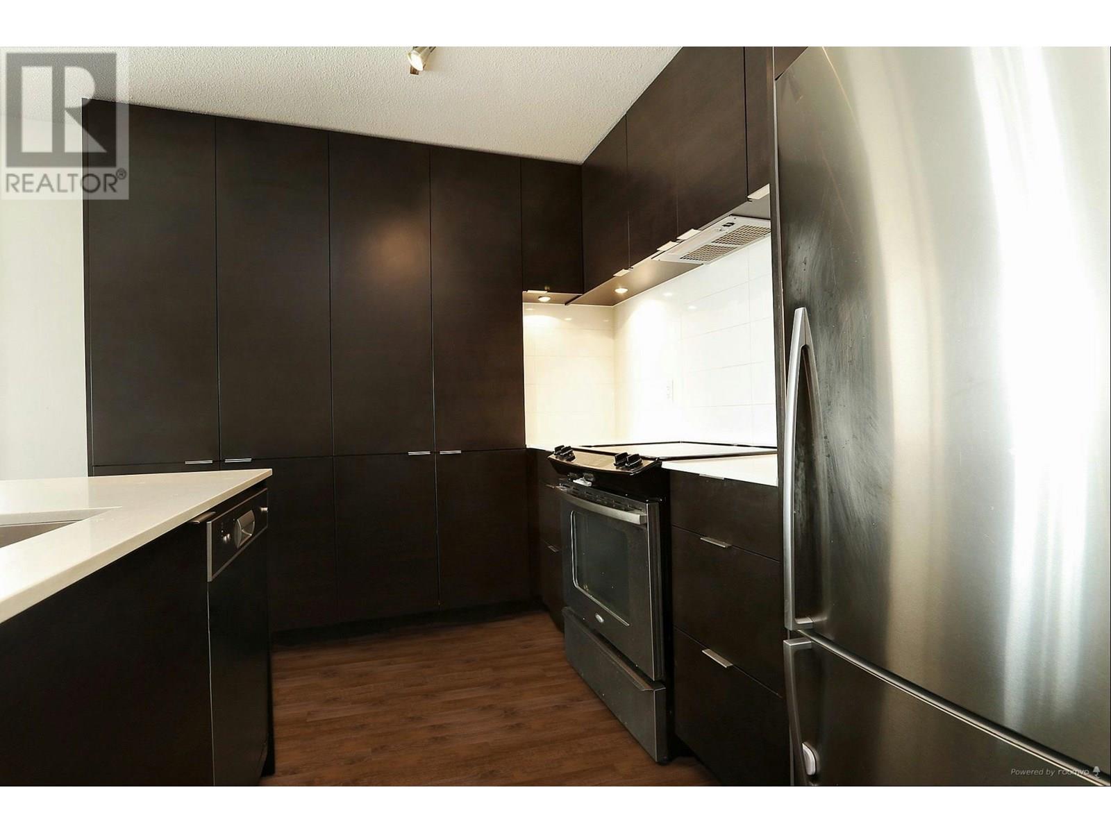306 1673 Lloyd Avenue, North Vancouver, British Columbia  V7P 0A9 - Photo 5 - R2990077