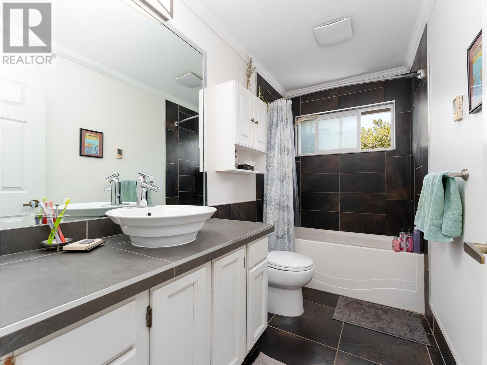 8226 Vivaldi Place, Vancouver, British Columbia  V5S 4G6 - Photo 21 - R3013682