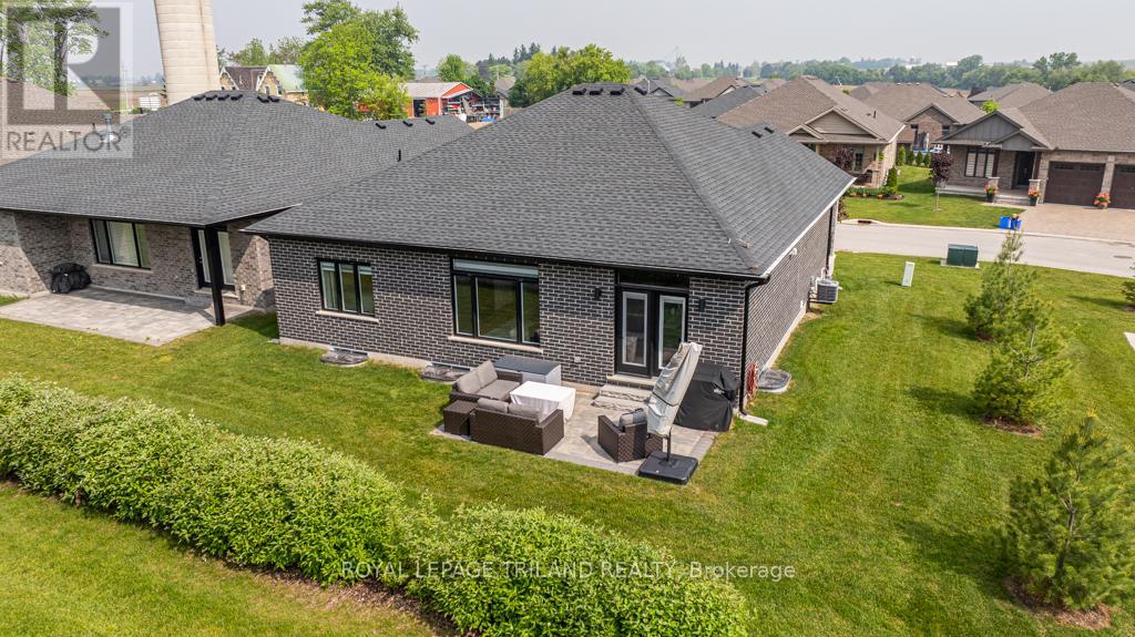 34 - 121 Robin Ridge, Central Elgin, Ontario  N0L 1B0 - Photo 25 - X12210922