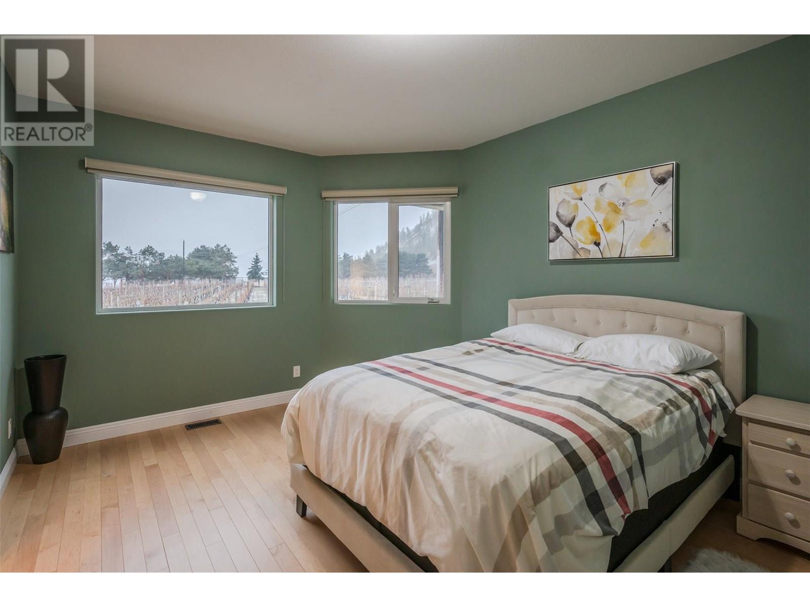 100 Fir Avenue, Kaleden, British Columbia  V0H 1K0 - Photo 56 - 10338816