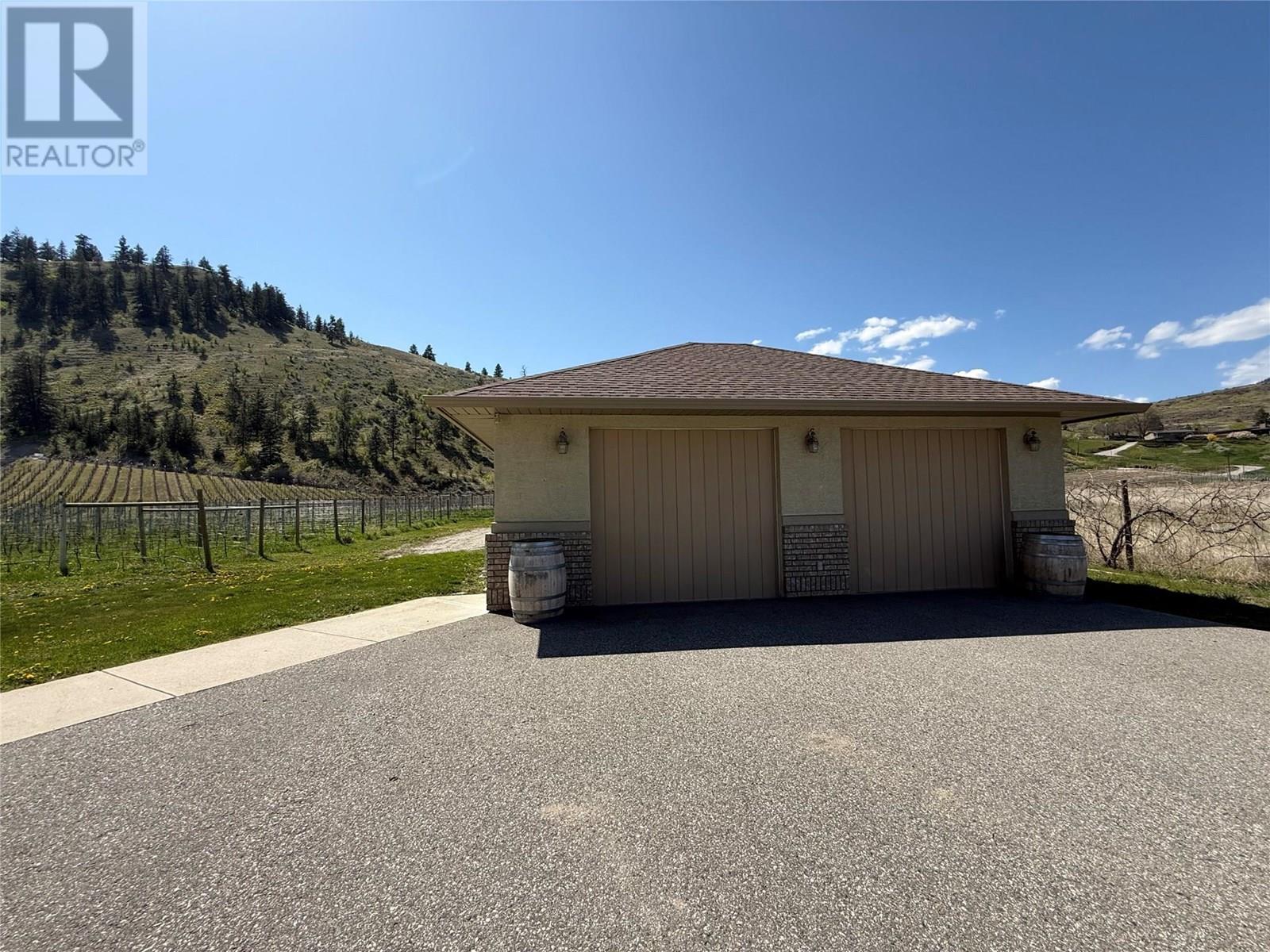100 Fir Avenue, Kaleden, British Columbia  V0H 1K0 - Photo 89 - 10338816