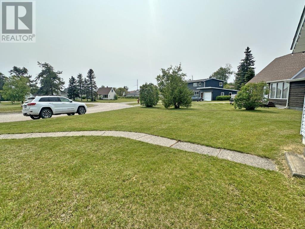 31 Laurier Ave, Terrace Bay, Ontario  P0T 2W0 - Photo 2 - TB251607