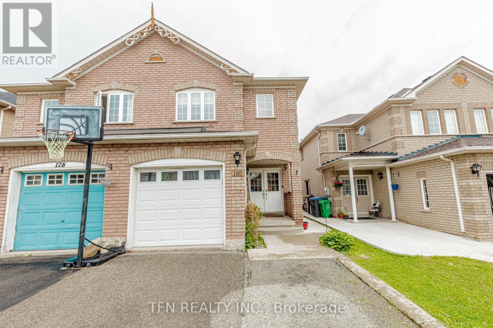 180 Tiller Trail, Brampton, Ontario  L6X 4S8 - Photo 6 - W12203400