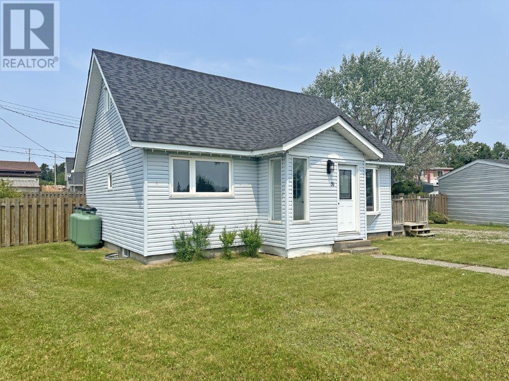31 Laurier Ave, Terrace Bay, Ontario  P0T 2W0 - Photo 5 - TB251607
