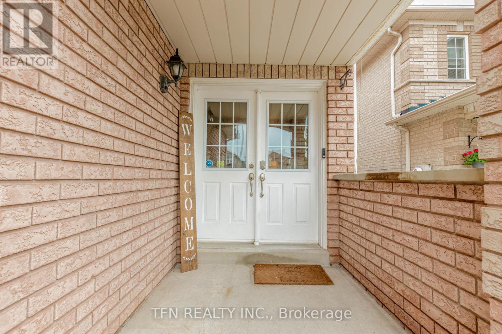 180 Tiller Trail, Brampton, Ontario  L6X 4S8 - Photo 8 - W12203400