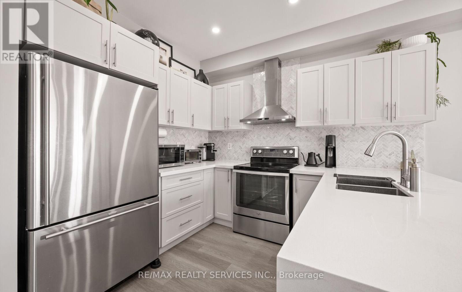 3 Beavervalley Drive, Brampton, Ontario  L7A 3L5 - Photo 22 - W12208045