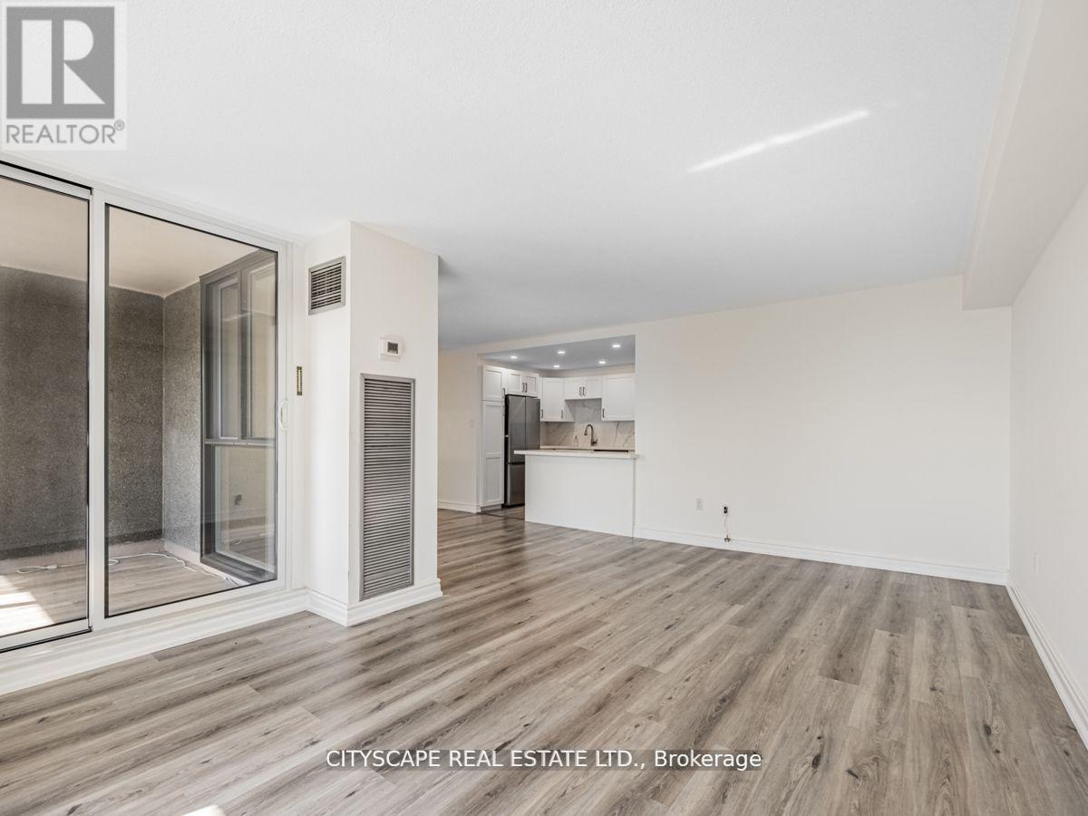 304 - 1320 Mississauga Valley Boulevard, Mississauga, Ontario  L5A 3S8 - Photo 10 - W12210566